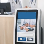 نرم افزار کیوسک پرداخت با نرم افزار مدیریت کلینیک هیلمی